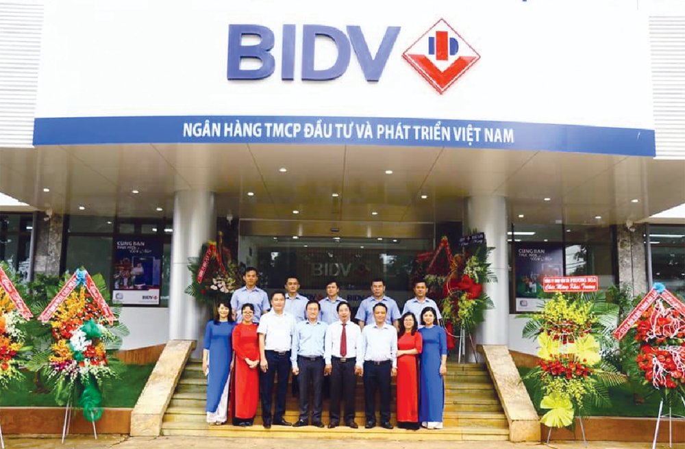 Ban lãnh đạo BIDV Ban Mê. Ban lãnh đạo BIDV Ban Mê.