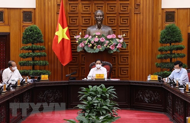 Thủ tướng yêu cầu, các bộ, ngành, địa phương cần có phương án, kịch bản phòng, chống dịch trong mọi tình huống