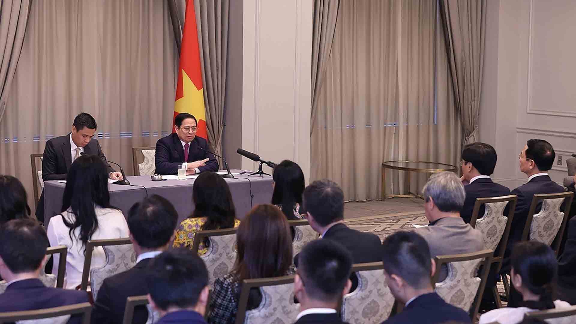 Thủ tướng Phạm Minh Chính phát biểu tại buổi gặp trí thức Việt kiều và thanh niên, sinh viên Việt Nam tại New York. (Nguồn: TTXVN)