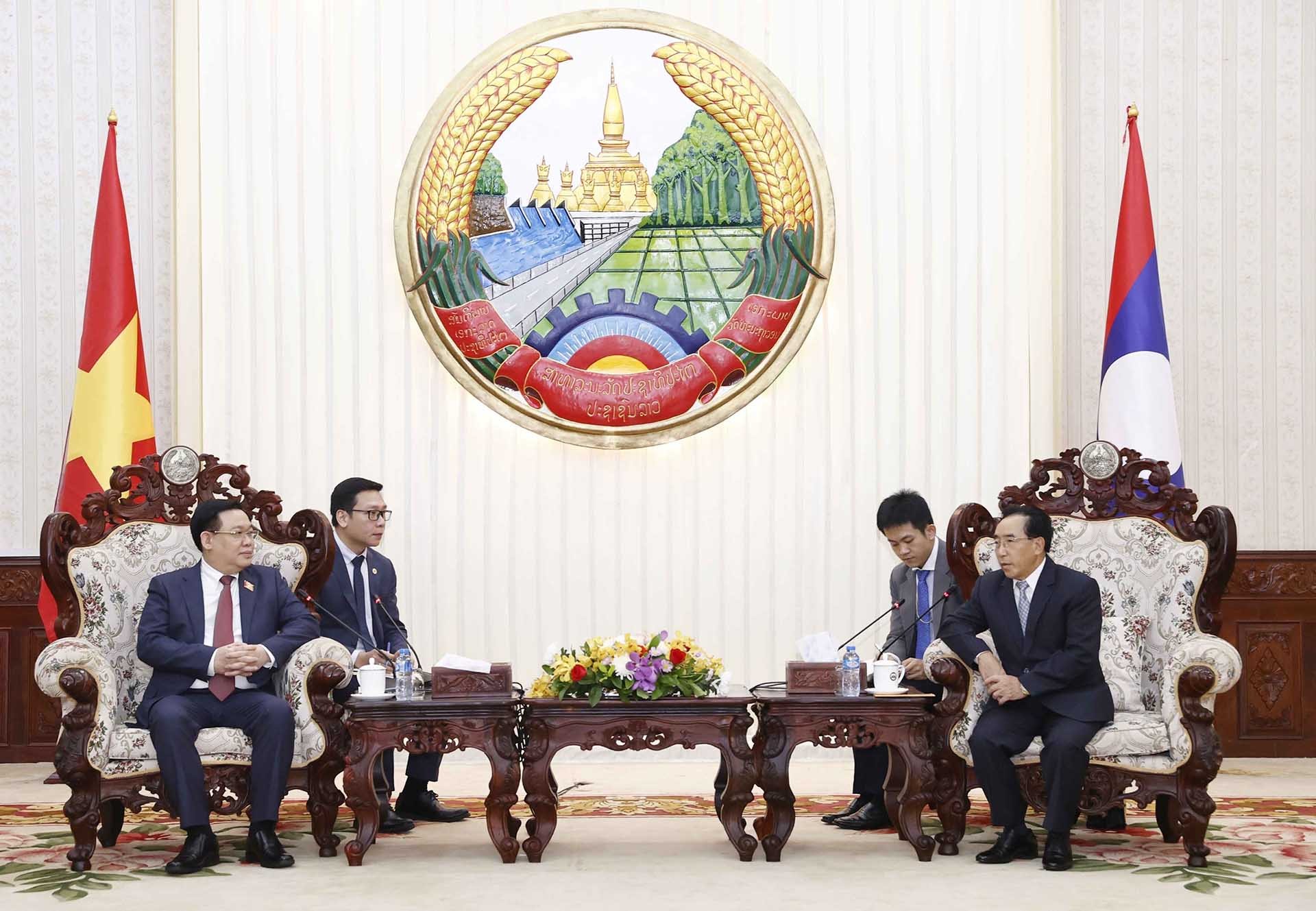 Chủ tịch Quốc hội Chủ tịch Quốc hội Vương Đình Huệ hội kiến với Thủ tướng Lào Phankham Viphavanh. (Nguồn: TTXVN)Đình Huệ hội kiến Thủ tướng Lào Phankham Viphavanh