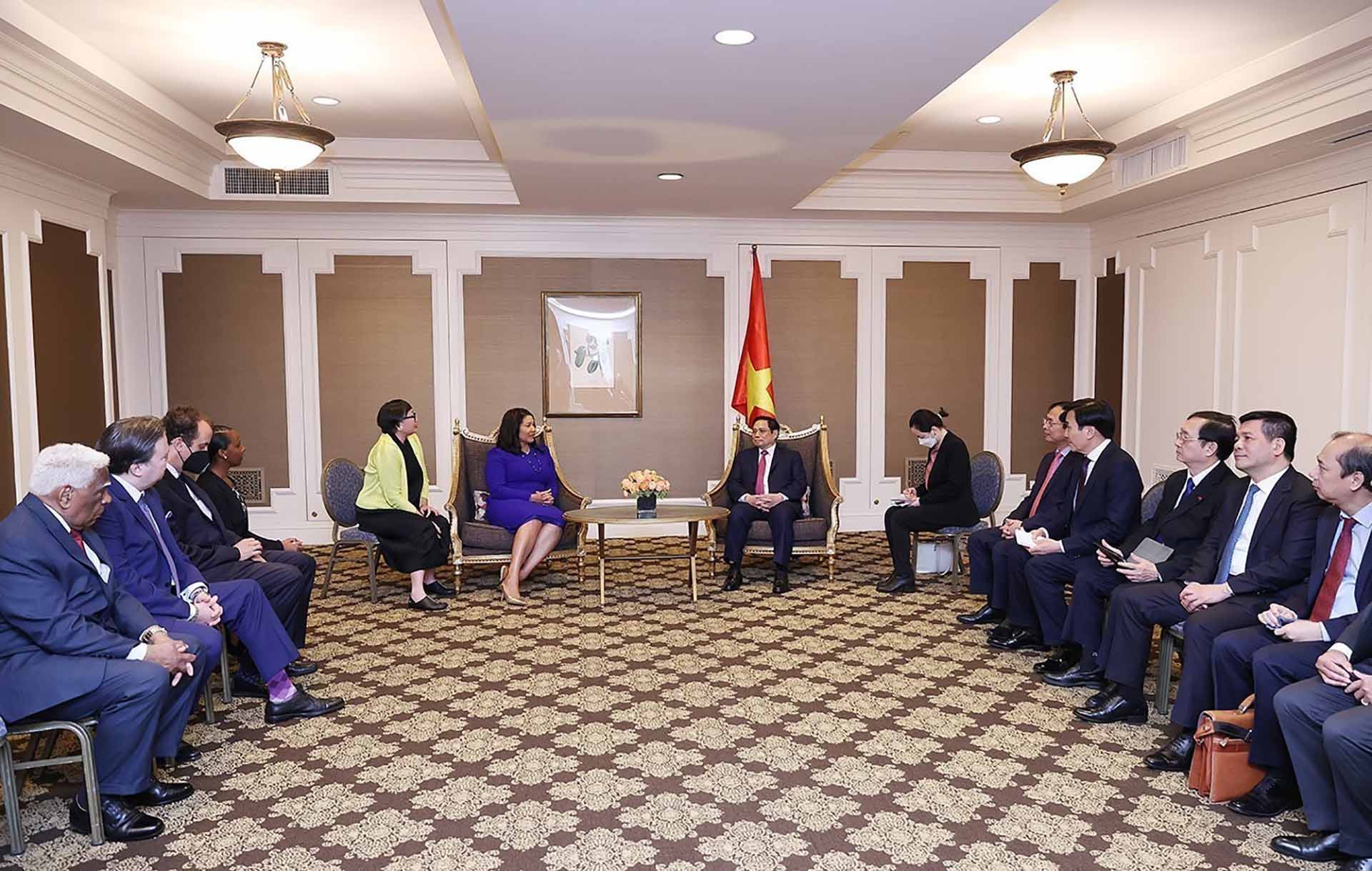 Thủ tướng Phạm Minh Chính tiếp bà London Breed, Thị trưởng thành phố San Francisco. (Nguồn: TTXVN)