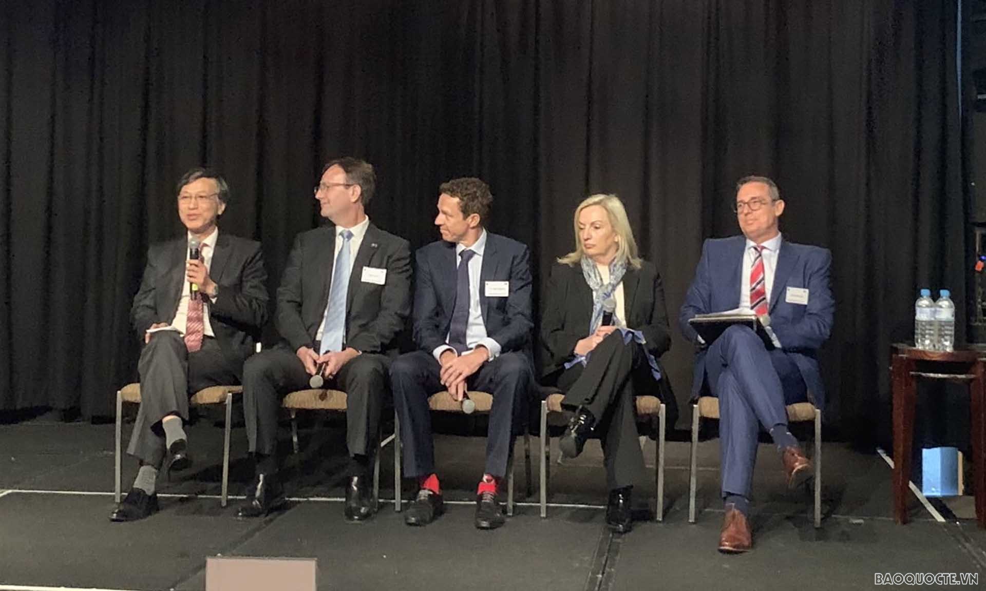 Đại sứ Nguyễn Tất Thành phát biểu tại Diễn đàn Doanh nghiệp ASEAN-Australia.