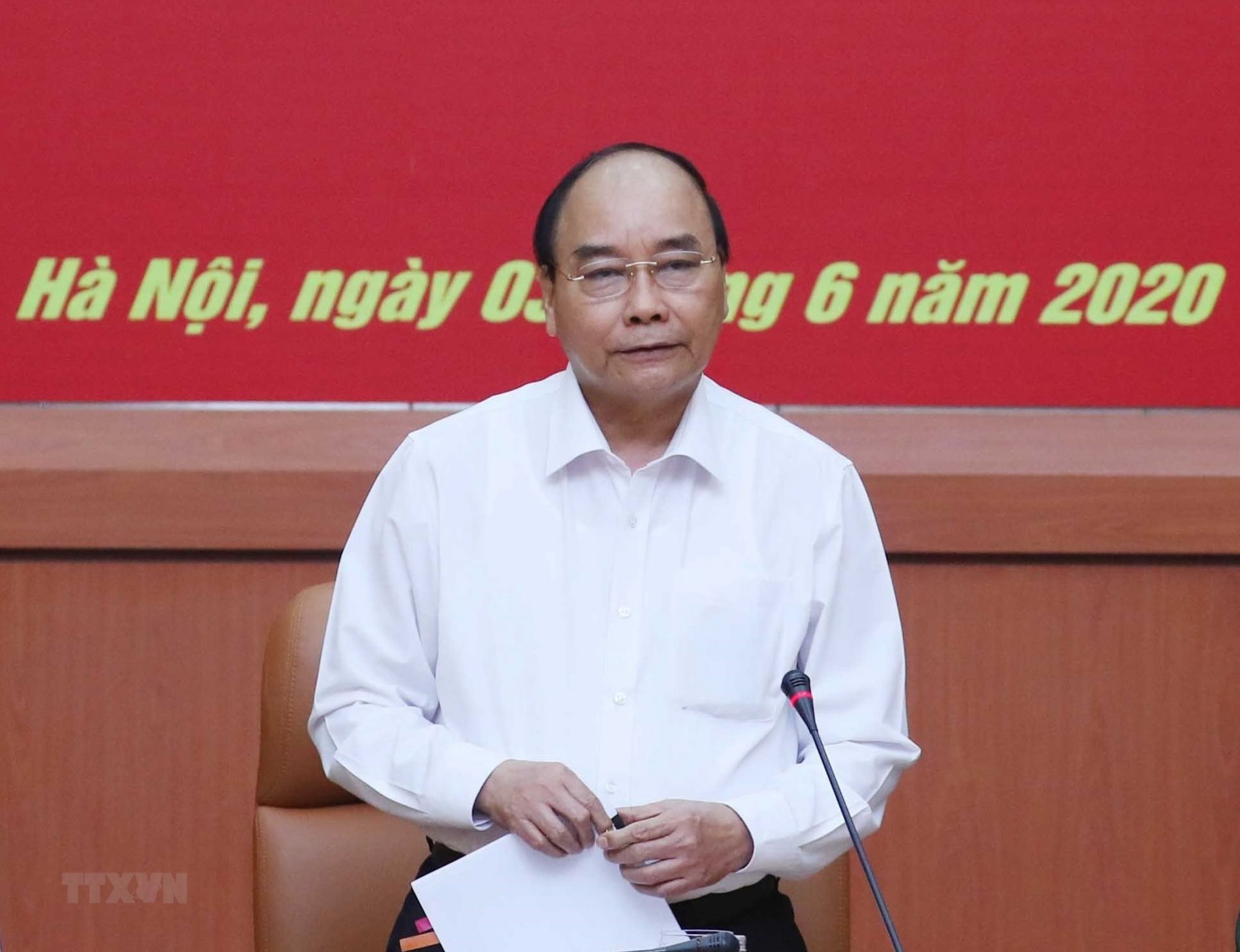 Thường trực Chính phủ họp về các chương trình, dự án hợp tác với Lào thuong truc chinh phu hop ve cac chuong trinh du an hop tac voi lao