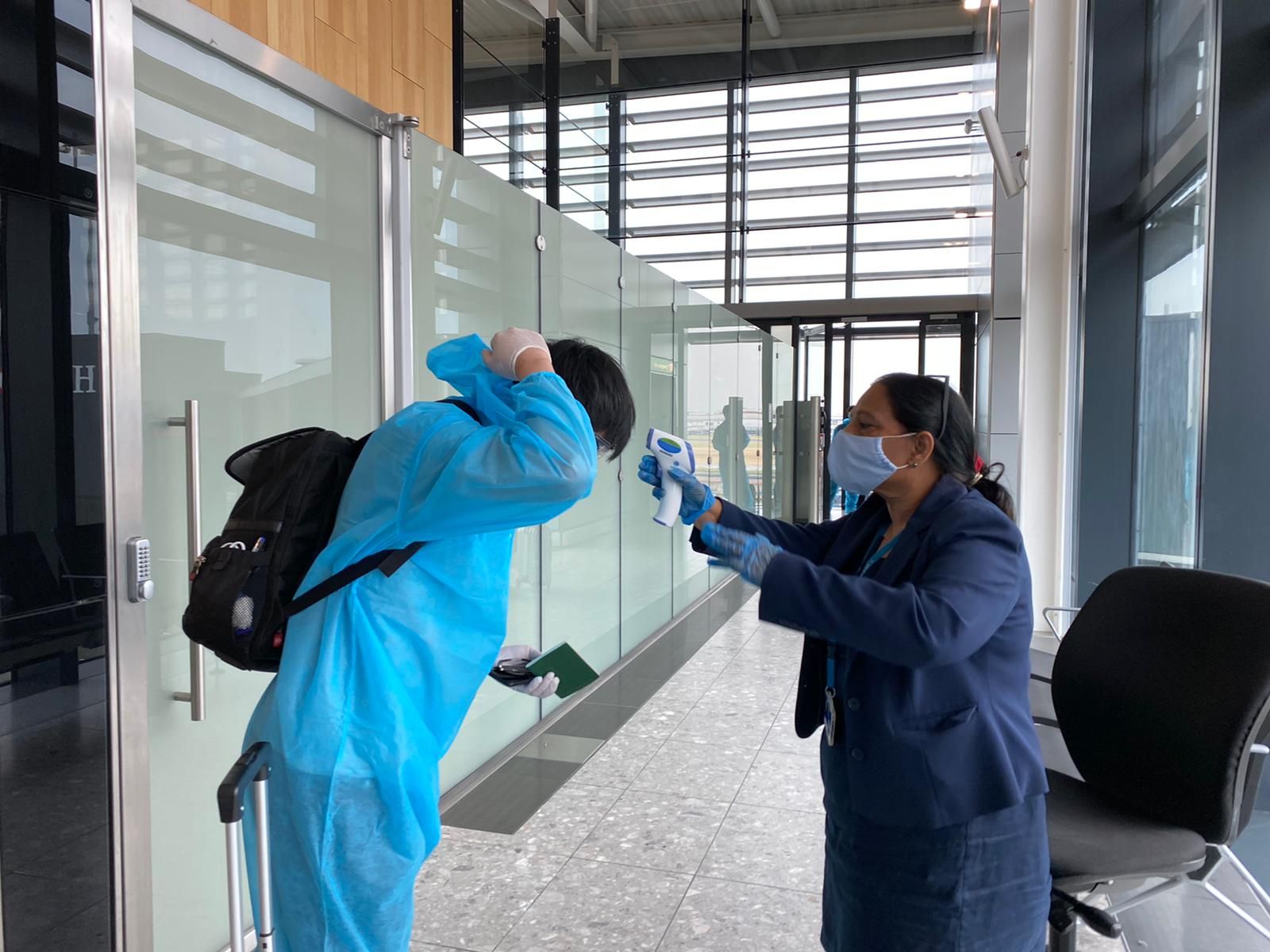 phoi hop dua gan 340 cong dan viet nam tu anh ve nuoc an toan