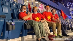 Trận Việt Nam vs Indonesia: Không khí tại sân Al Maktoum trước giờ bóng lăn