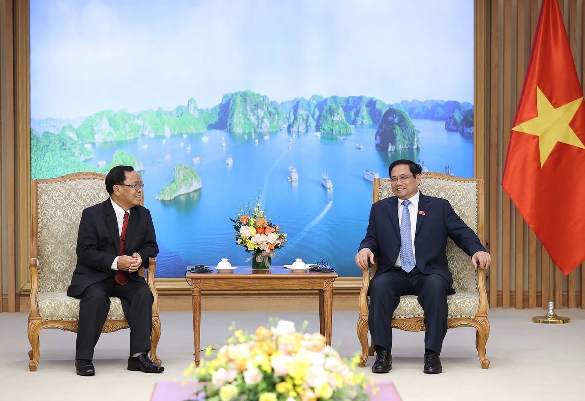 Thủ tướng Phạm Minh Chính tiếp Tổng Thanh tra Nhà nước Lào Khamphan Phommathat. (Nguồn: TTXVN)