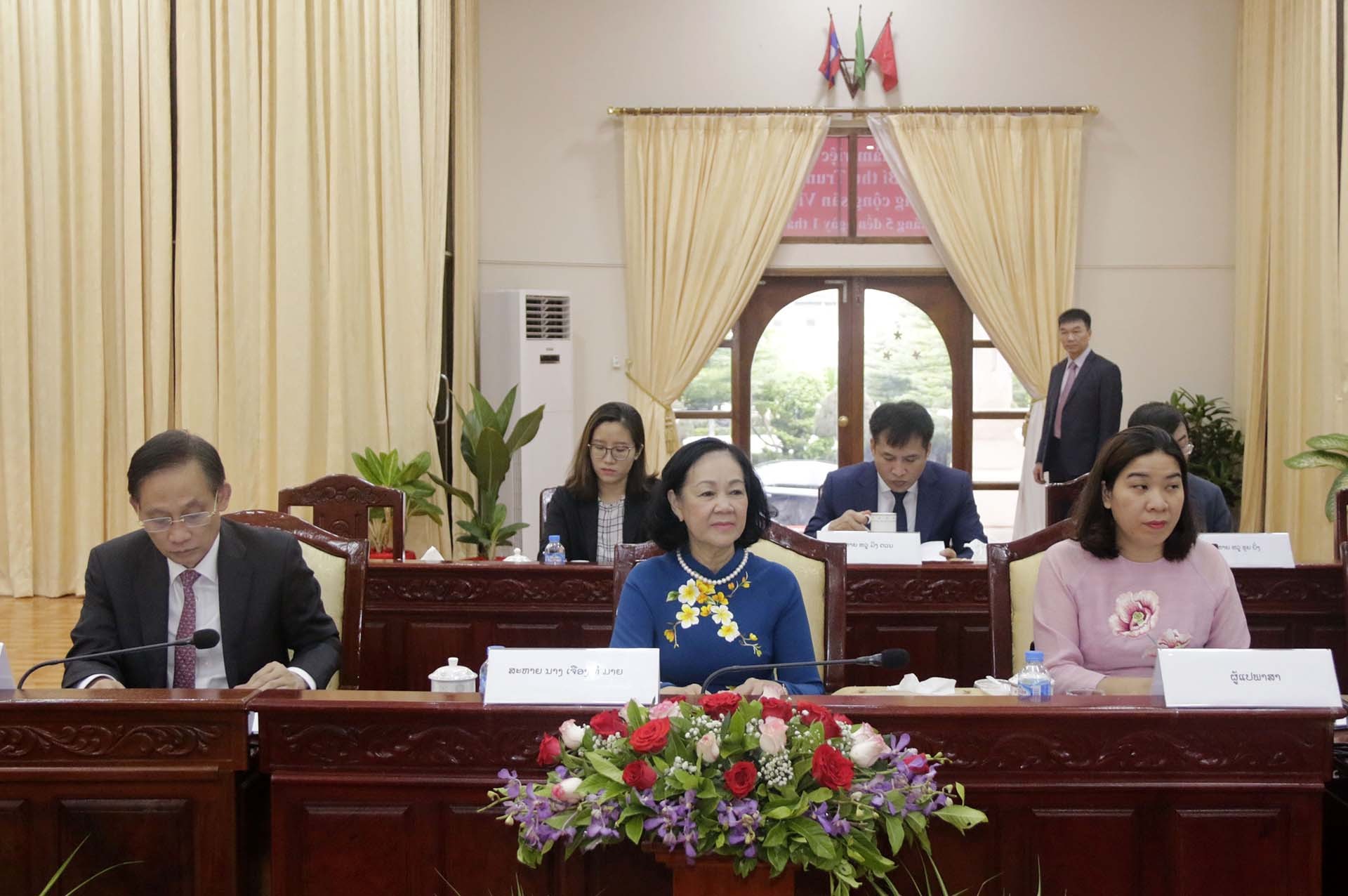 Trưởng Ban Tổ chức Trung ương Trương Thị Mai hội đàm với Trưởng Ban Tổ chức Trung ương Đảng Nhân dân cách mạng Lào Sisay Ludetmounsone. (Nguồn: TTXVN)