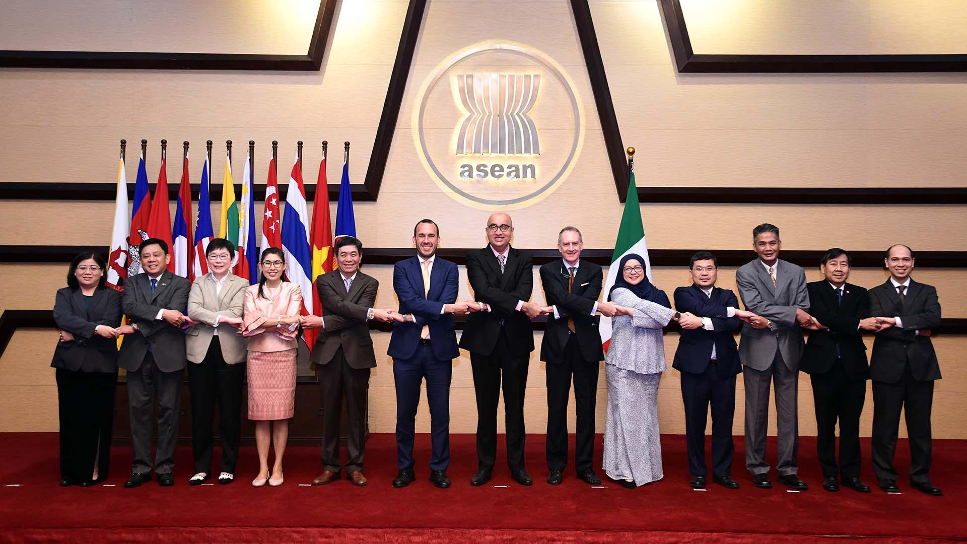 Đại sứ Nguyễn Hải Bằng tham dự cuộc họp Ủy ban Đối tác phát triển ASEAN-Italy lần thứ 2.