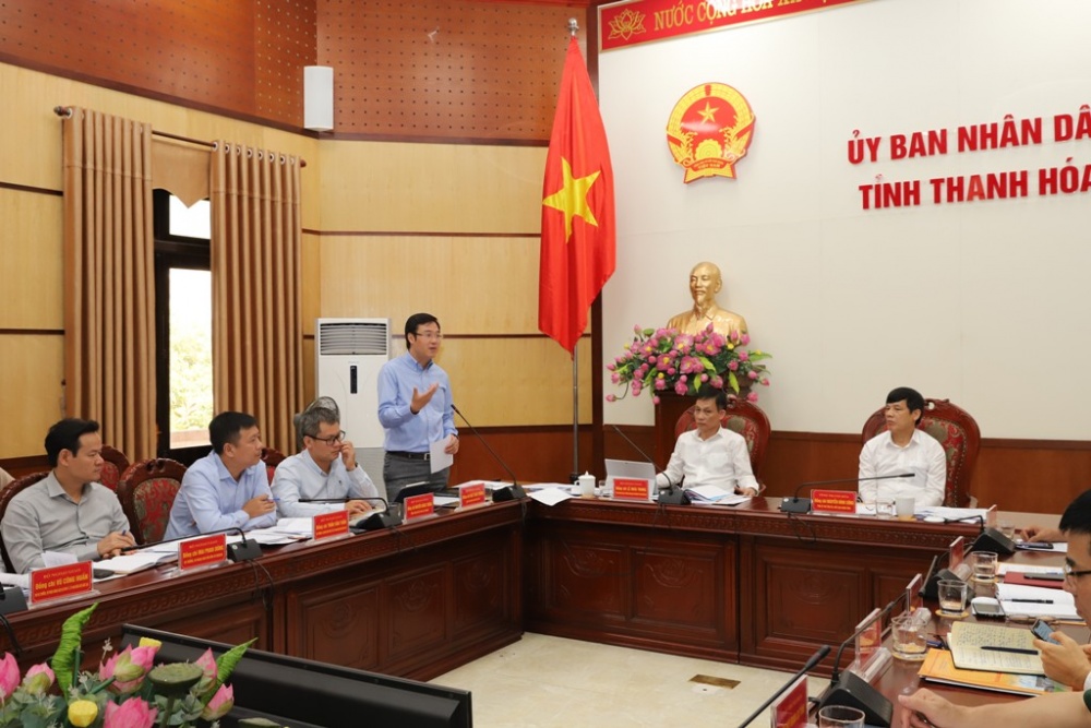 thu truong ngoai giao le hoai trung tham va lam viec tai thanh hoa 1