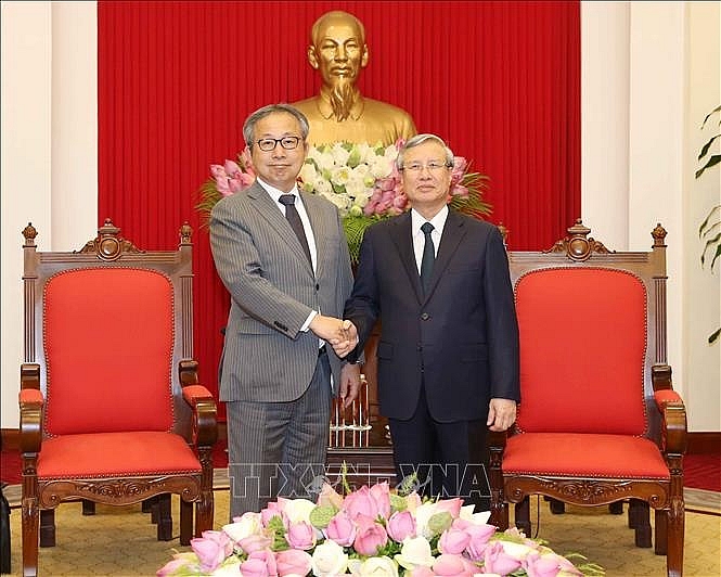 Thường trực Ban Bí thư Trần Quốc Vượng tiếp Đại sứ Nhật Bản tại Việt Nam thuong truc ban bi thu tran quoc vuong tiep dai su nhat ban tai viet nam