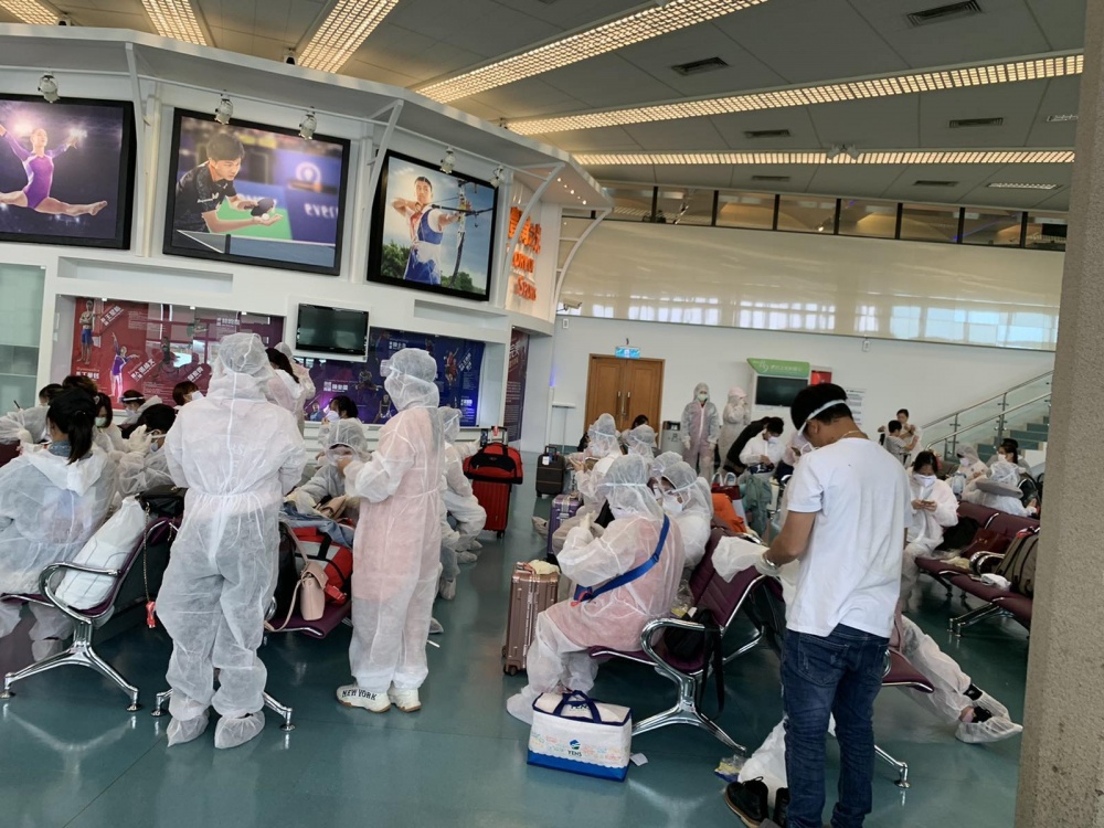 dich covid 19 dua 230 cong dan viet nam tai dai loan trung quoc ve nuoc