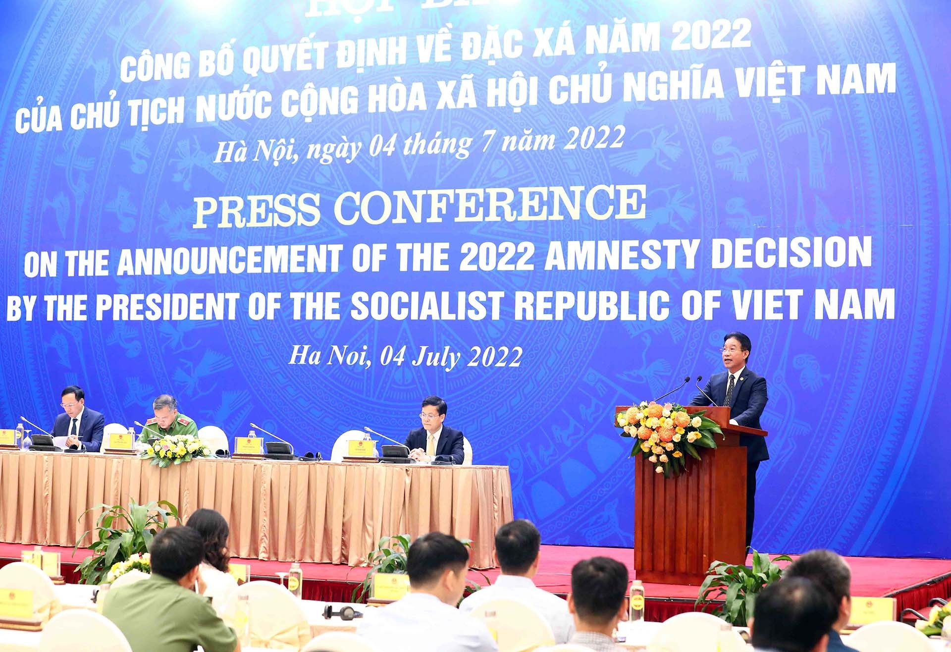 Phó Chủ nhiệm Văn phòng Chủ tịch nước Phạm Thanh Hà công bố Quyết định về đặc xá năm 2022 của Chủ tịch nước. (Nguồn: TTXVN)