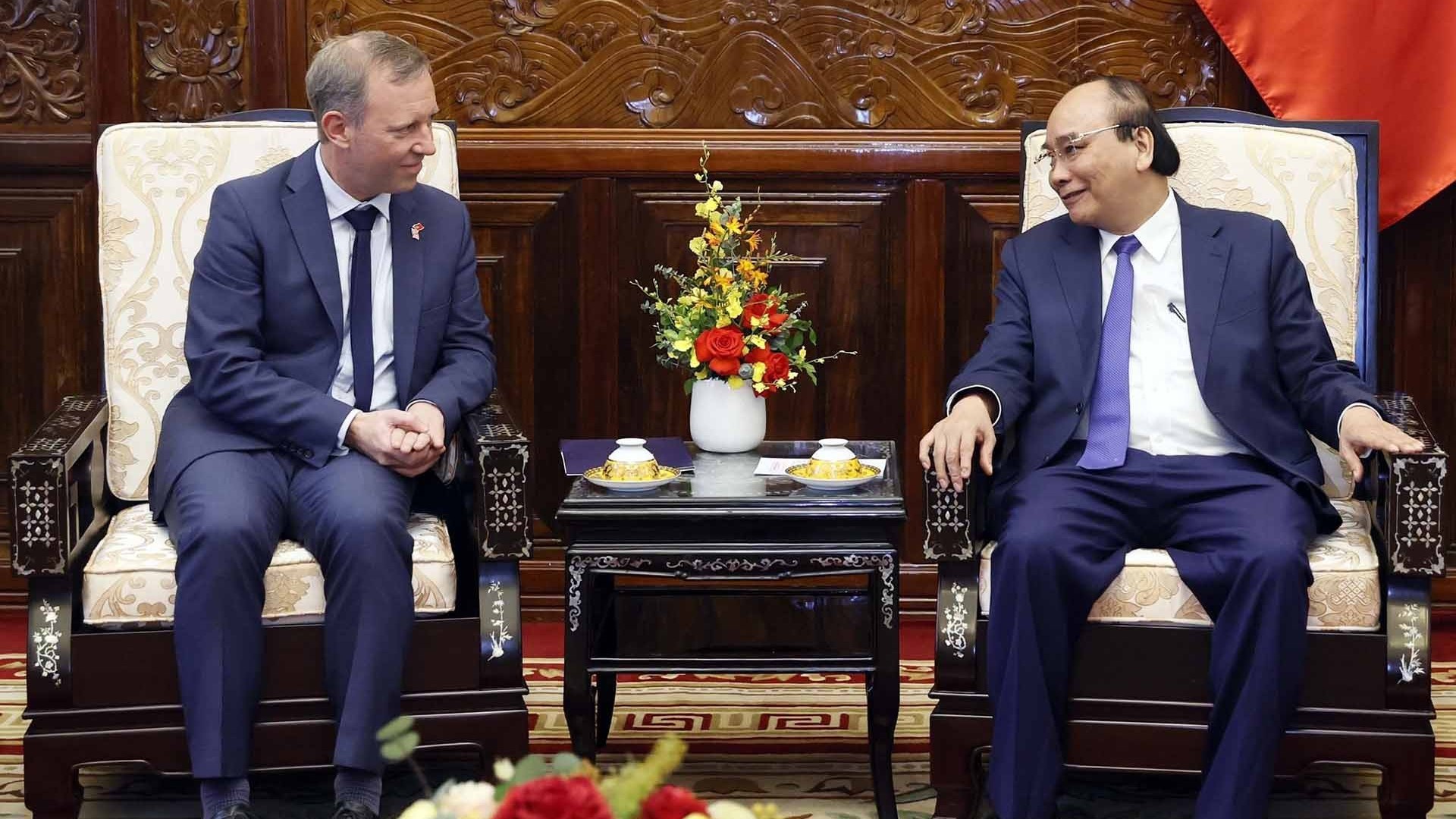 Chủ tịch nước Nguyễn Xuân Phúc tiếp các Đại sứ Vương quốc Anh và Bắc Ireland, Vương quốc Bỉ đến chào từ biệt kết thúc nhiệm kỳ