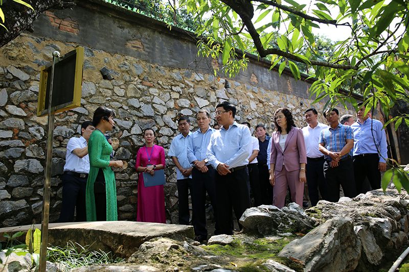 Phó Thủ tướng Phạm Bình Minh làm việc tại tỉnh Sơn La