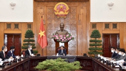Thủ tướng: Đề nghị Nhật Bản tiếp tục hỗ trợ, nhượng lại vaccine cho Việt Nam
