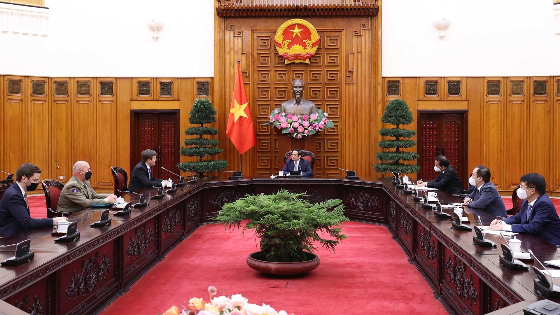 Thủ tướng Phạm Minh Chính tiếp Đại sứ Cộng hòa Ba Lan tại Việt Nam Wojciech Gerwel. (Nguồn: TTXVN) Thủ tướng Phạm Minh Chính tiếp Đại sứ Cộng hòa Ba Lan tại Việt Nam Wojciech Gerwel. (Nguồn: TTXVN)