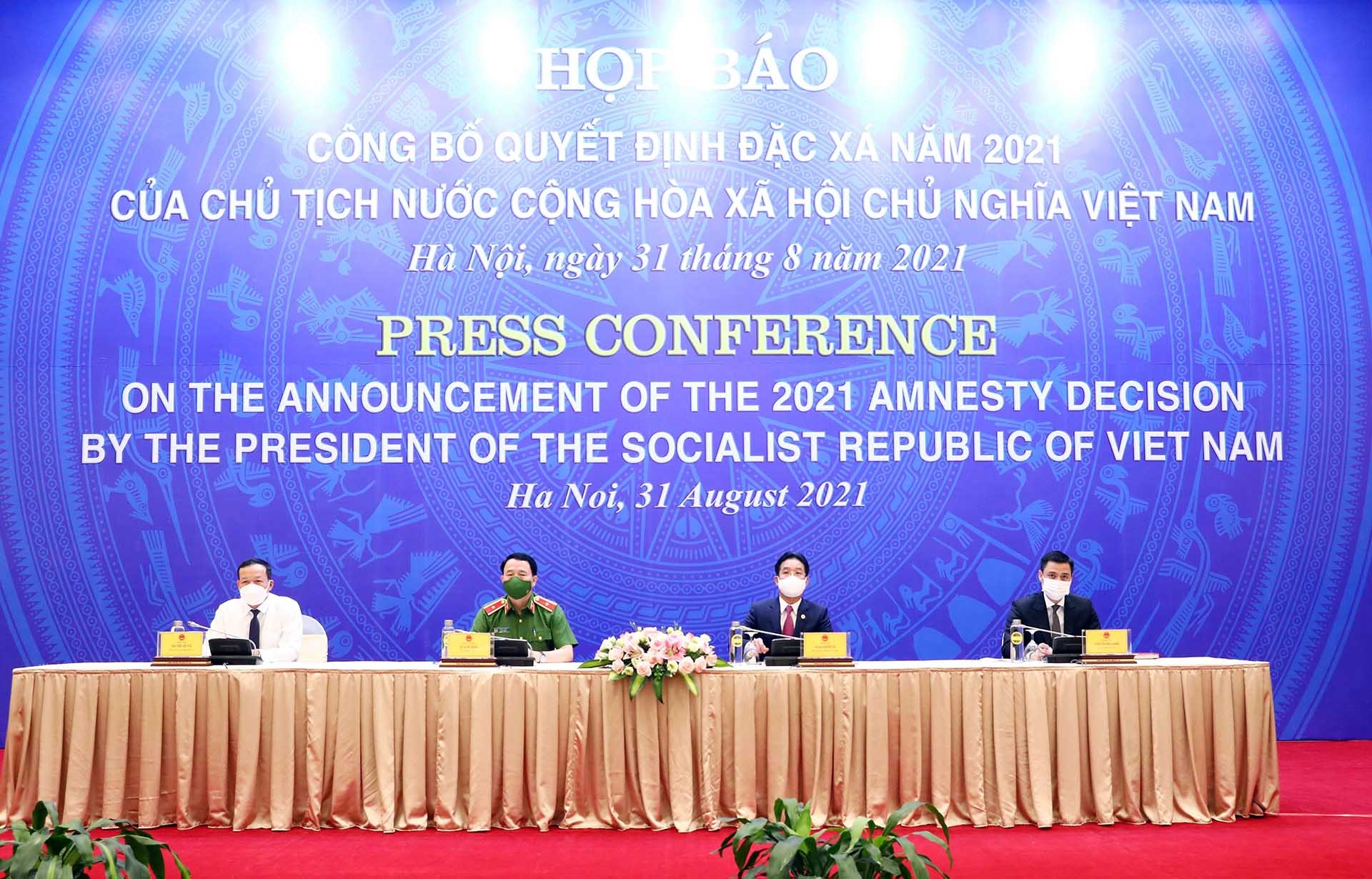 Các đại biểu tham dự cuộc họp báo công bố Quyết định đặc xá năm 2021 của Chủ tịch nước. (Nguồn: TTXVN) Các đại biểu tham dự cuộc họp báo công bố Quyết định đặc xá năm 2021 của Chủ tịch nước. (Nguồn: TTXVN)