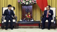 グエン・スアン・フック大統領が群馬県知事を迎える