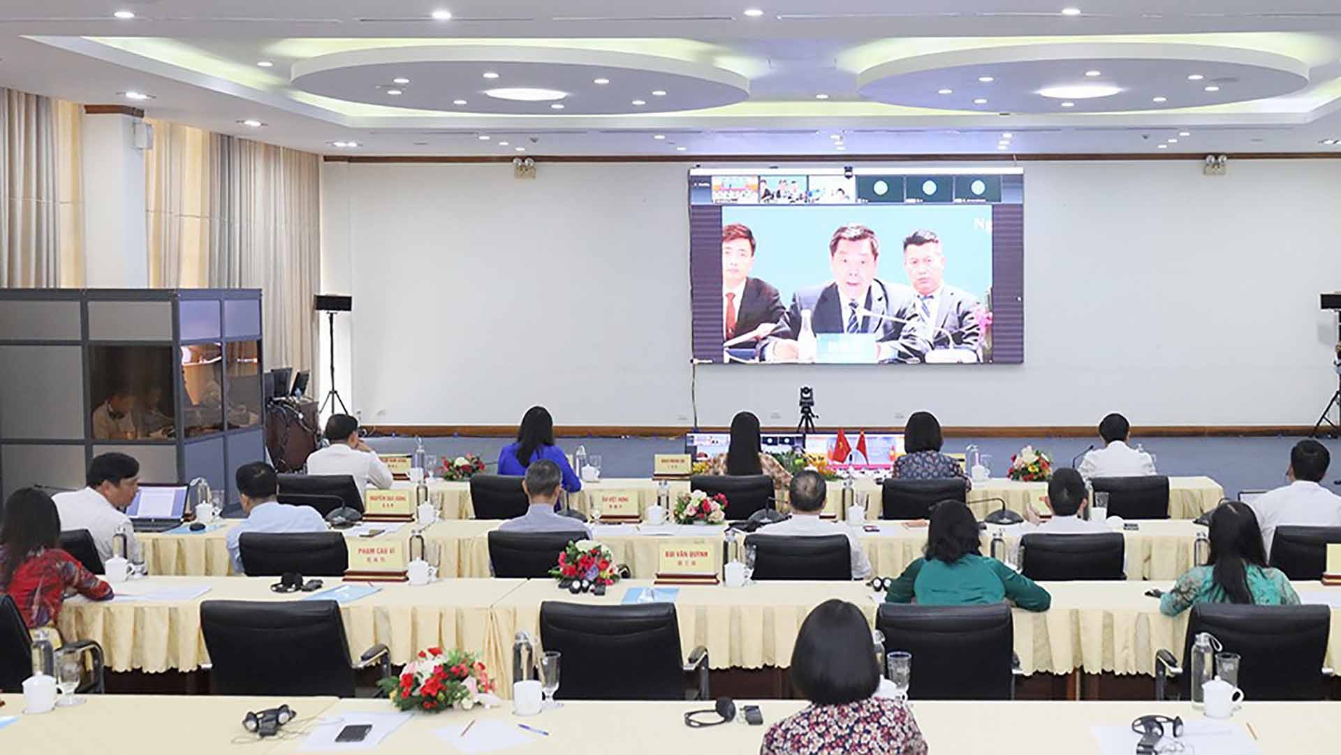 Quang cảnh Hội thảo tại điểm cầu Lào Cai.