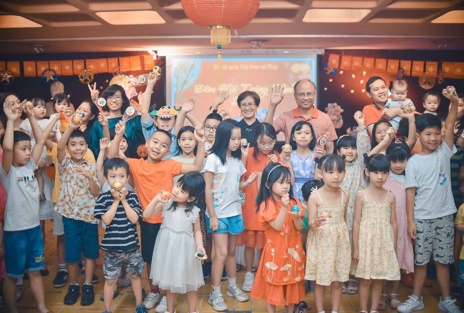 Giữ gìn truyền thống, nét đẹp văn hóa Việt Nam thông qua Tết Trung thu