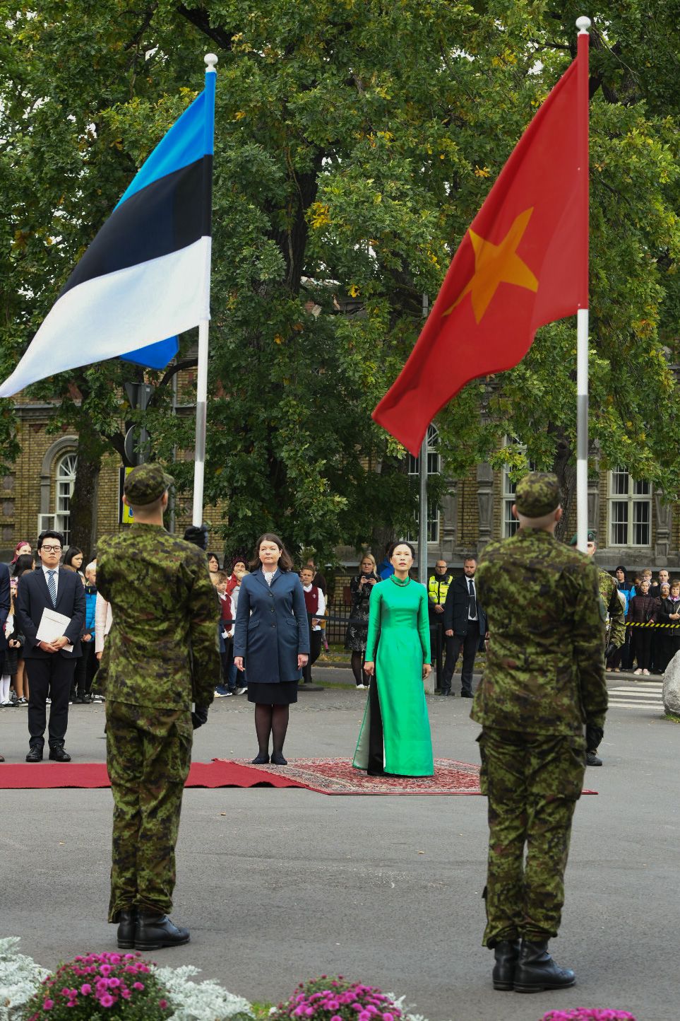 Đại sứ Đặng Thị Hải Tâm trình Thư ủy nhiệm lên Tổng thống Estonia Đại sứ Đặng Thị Hải Tâm trình Thư ủy nhiệm lên Tổng thống Estonia