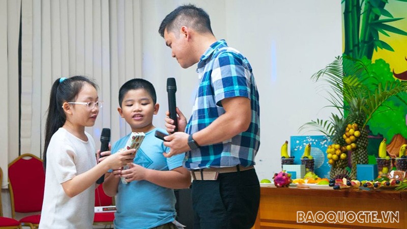 Đại sứ quán Việt Nam tại Campuchia tổ chức đón Tết Trung thu