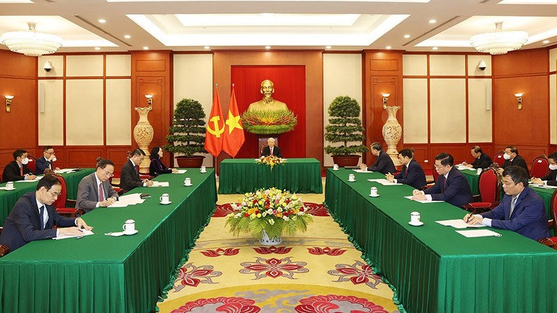Nhìn lại quan hệ Việt Nam-Trung Quốc năm 2021