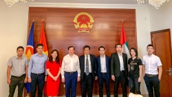 Đoàn Bộ Văn hóa Thể thao và Du lịch thăm và làm việc với Đại sứ quán Việt Nam tại UAE