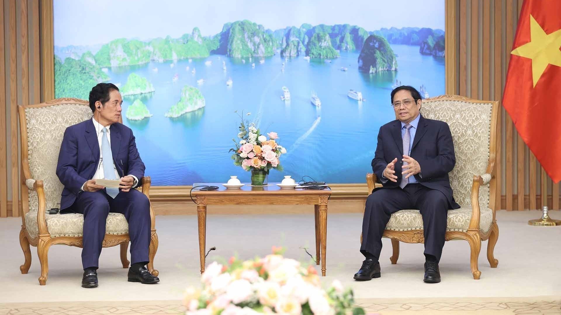 Thủ tướng Phạm Minh Chính tiếp Đô trưởng thủ đô Phnom Penh