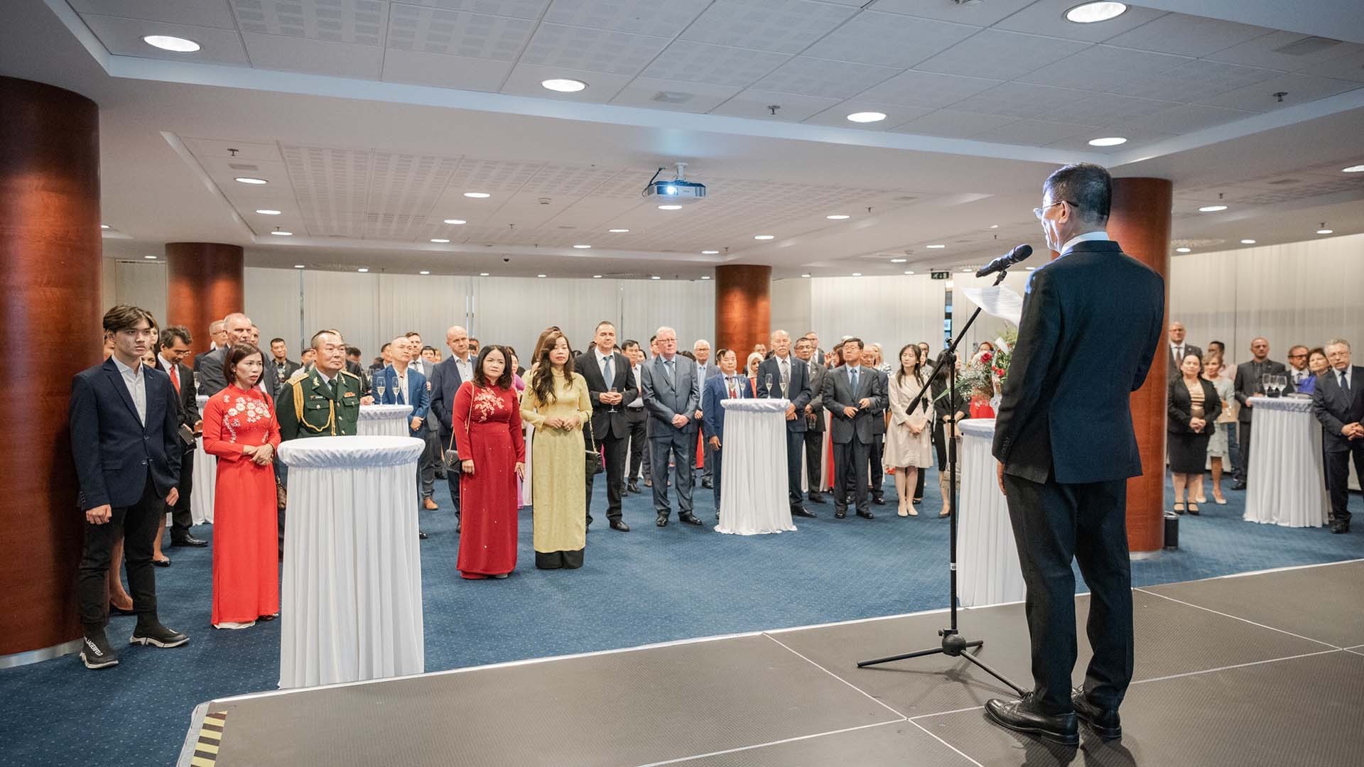 Long trọng tổ chức kỷ niệm 77 năm Quốc khánh Việt Nam tại Slovakia