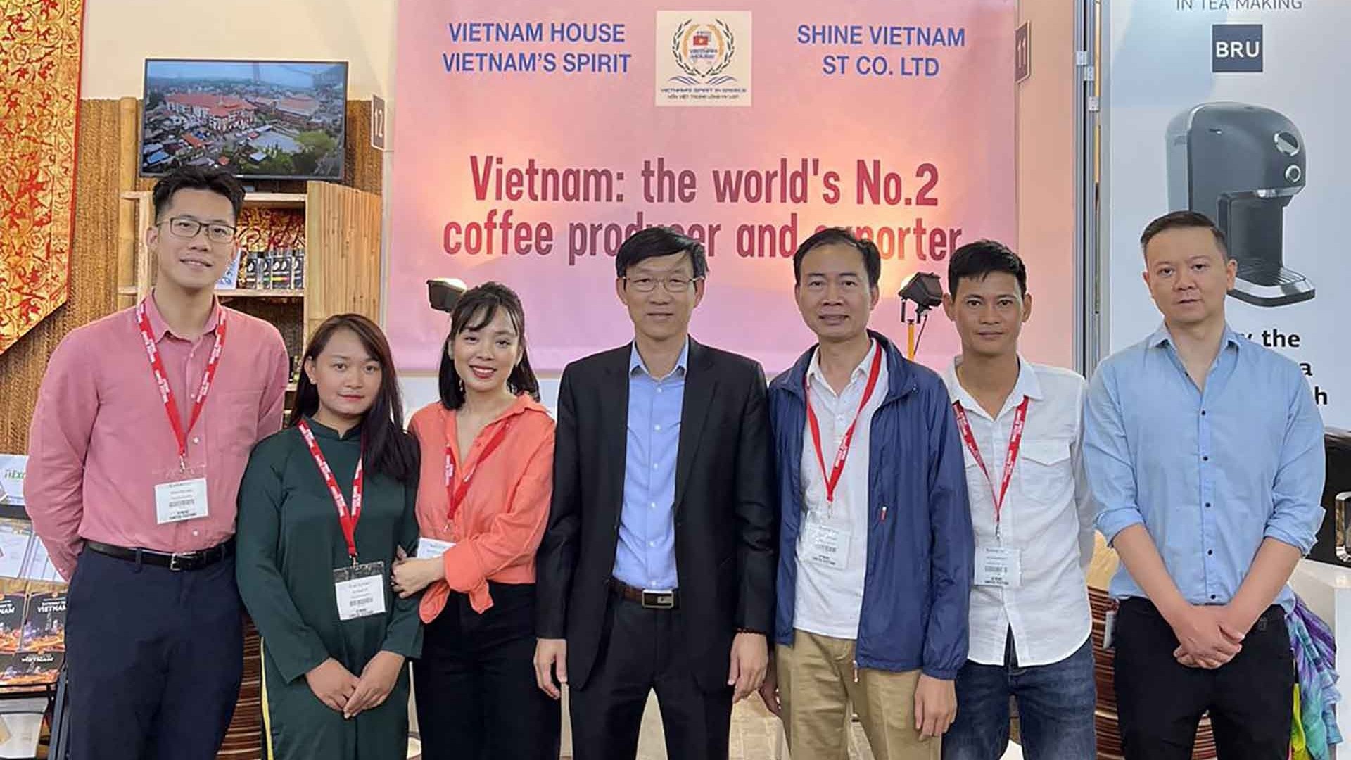 Đại sứ quán Việt Nam tại Hy Lạp tham dự Lễ hội cà phê Athens 2022