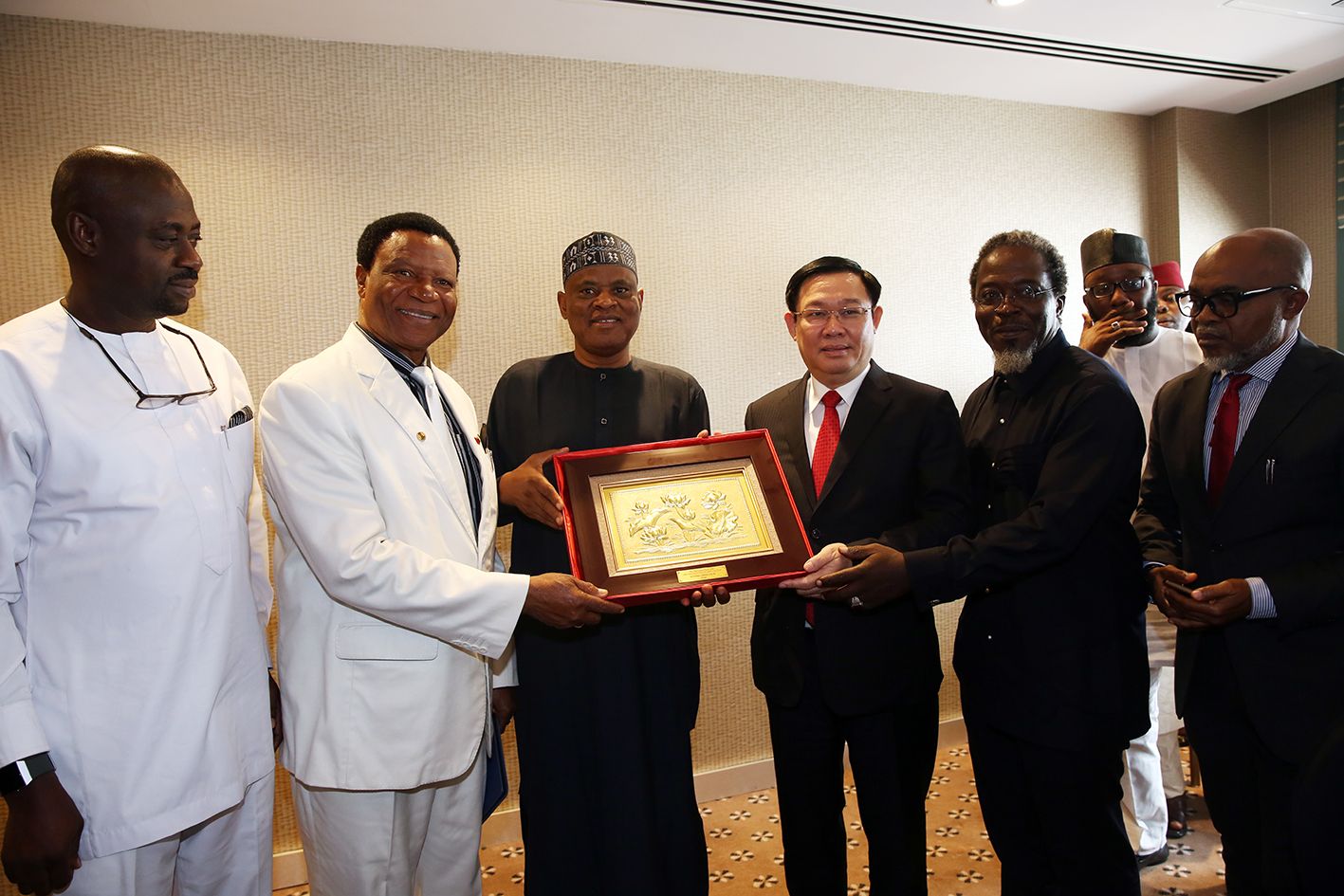 Phó Thủ tướng Vương Đình Huệ tiếp đoàn Hiệp hội doanh nghiệp Nigeria-Việt Nam pho thu tuong vuong dinh hue tiep doan hiep hoi doanh nghiep nigeria viet nam