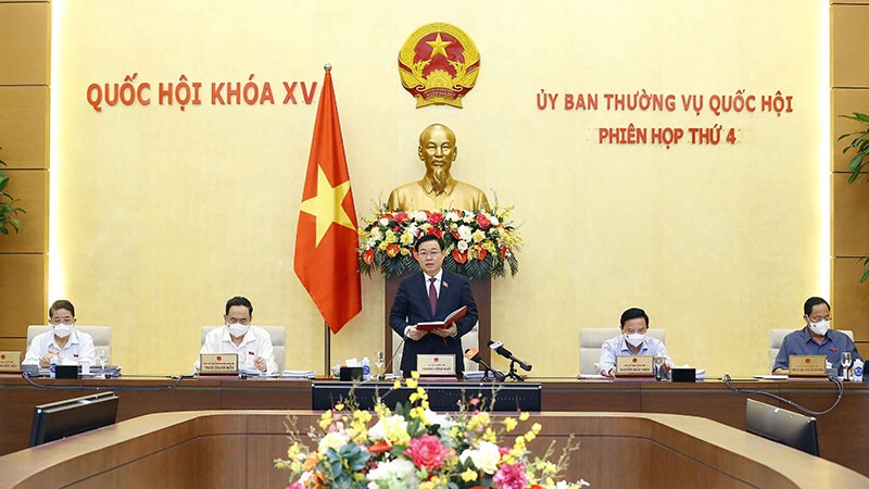 Chủ tịch Quốc hội Vương Đình Huệ phát biểu khai mạc phiên họp. (Nguồn:  TTXVN)