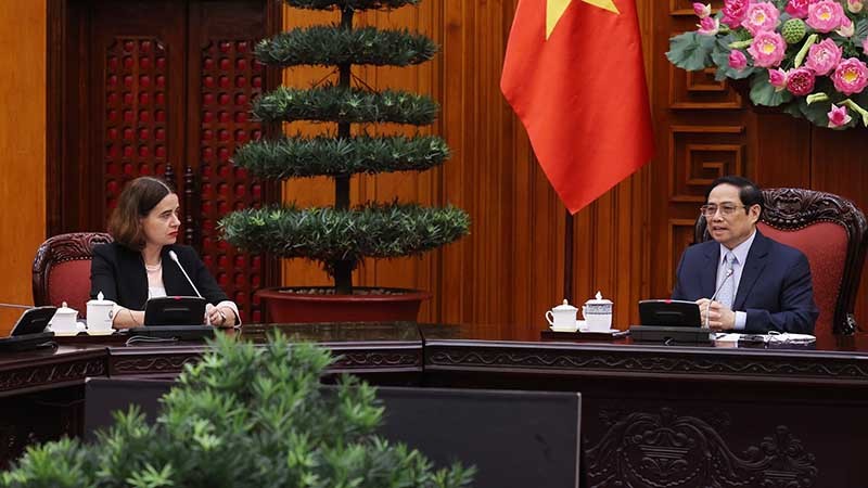 Thủ tướng Phạm Minh Chính tiếp Đại sứ Australia tại Việt Nam Robyn Mudie. (Nguồn: TTXVN)