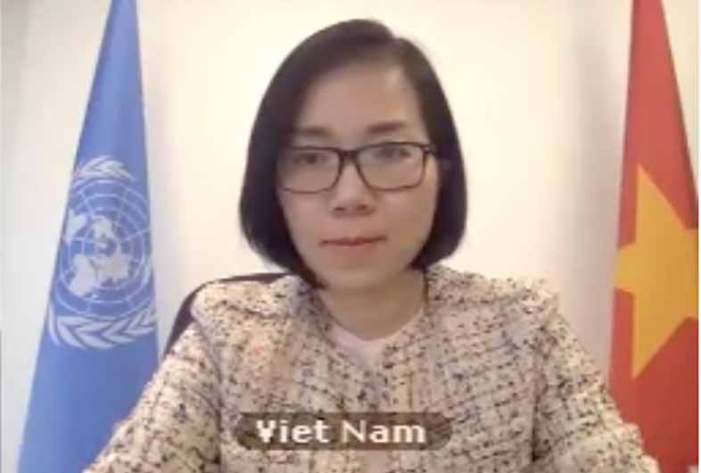Tham tán Công sứ, Phó Trưởng Phái đoàn Việt Nam tại LHQ Nguyễn Phương Trà phát biểu tại cuộc họp.
