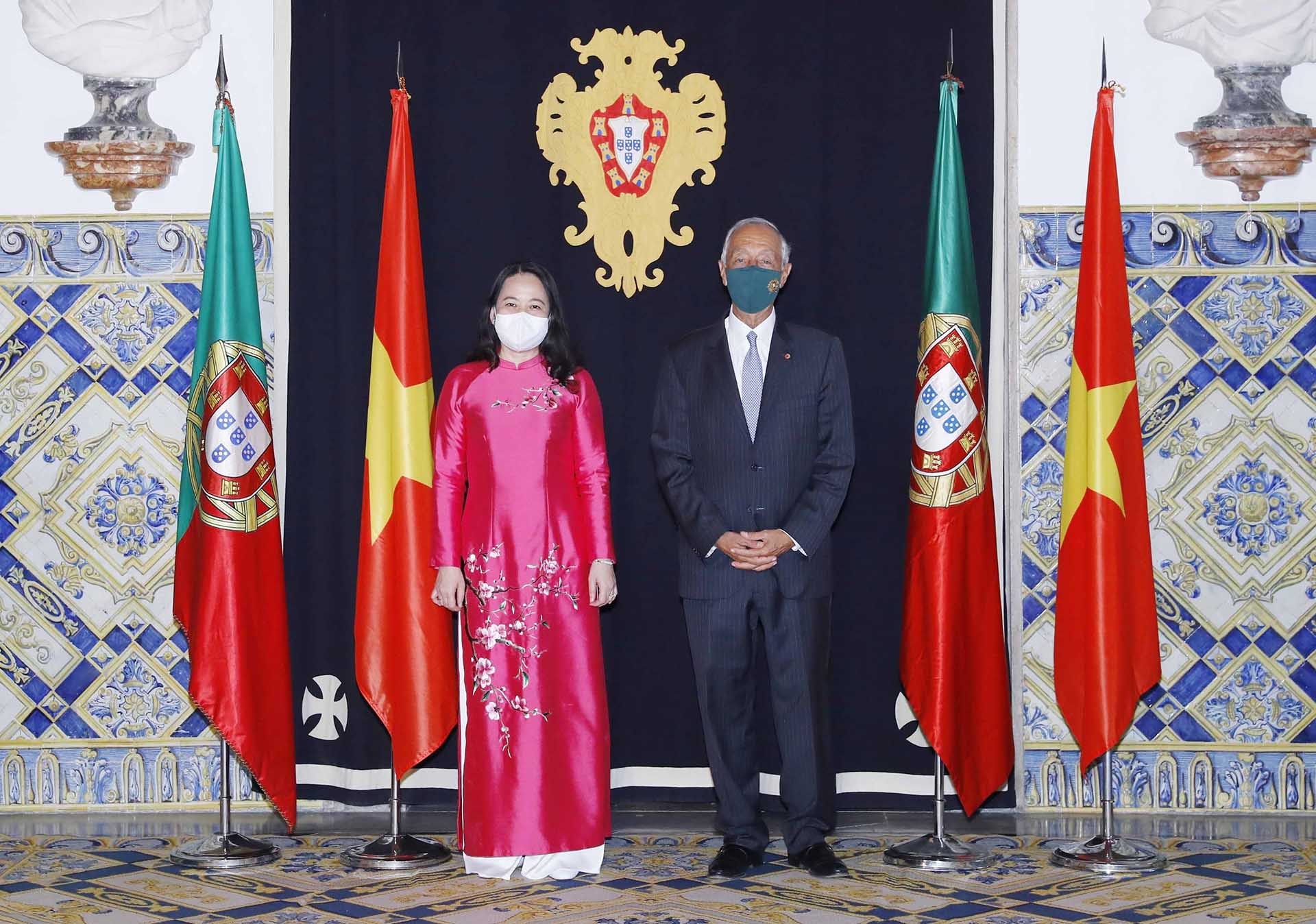 Phó Chủ tịch nước Võ Thị Ánh Xuân hội kiến Tổng thống Bồ Đào Nha Marcelo Rebelo de Sousa. (Nguồn: TTXVN)