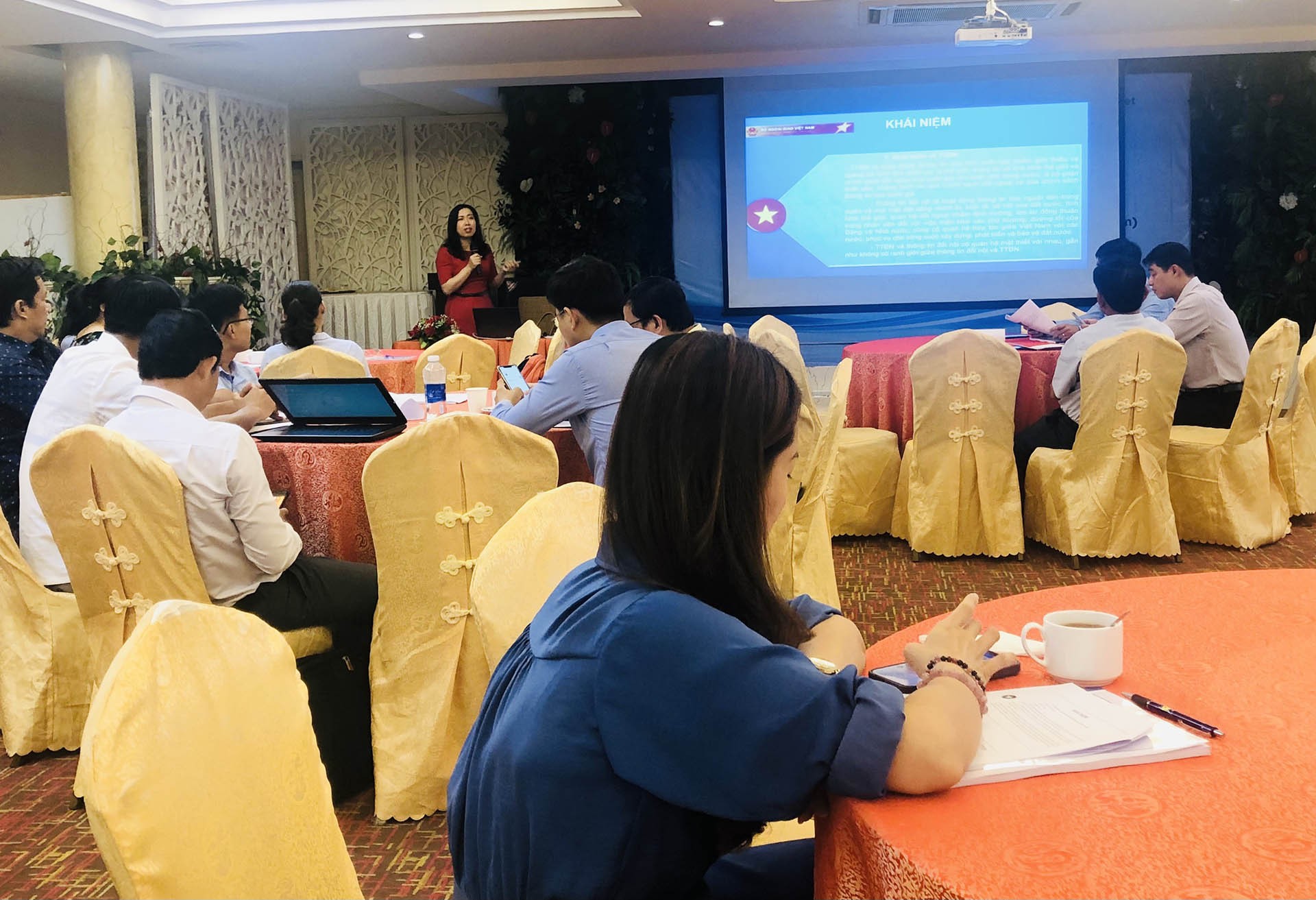 Bồi dưỡng kiến thức và kỹ năng hội nhập quốc tế cho công chức, viên chức TP. Hồ Chí Minh và các tỉnh, thành phố phía Nam Bồi dưỡng kiến thức và kỹ năng hội nhập quốc tế cho công chức, viên chức TP. Hồ Chí Minh và các tỉnh, thành phố phía Nam