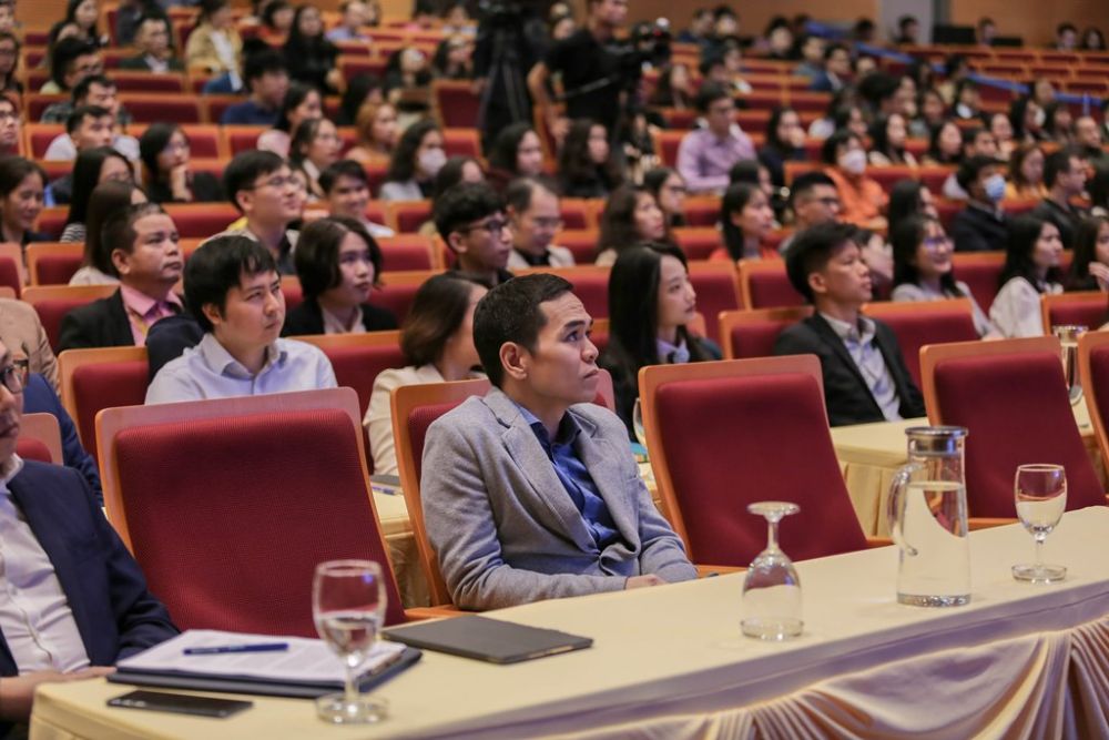 Con đường Ngoại giao-MOFA Open Day 2020: Cán bộ ngoại giao trẻ đã 'dụng võ' như thế nào?