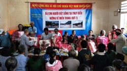 Cộng đồng người Việt tại Thụy Điển ủng hộ đồng bào miền Trung khắc phục hậu quả lũ lụt