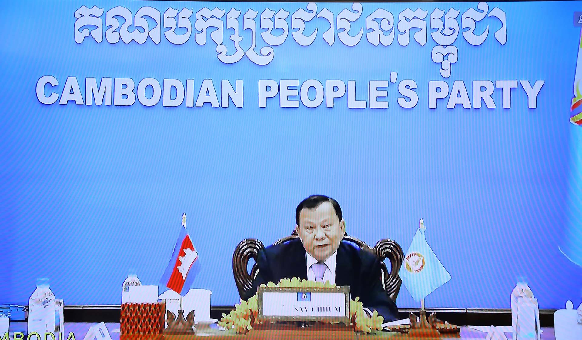 Thường trực Ban Bí thư Võ Văn Thưởng hội đàm với Phó Chủ tịch Đảng Nhân dân Campuchia Say Chhum