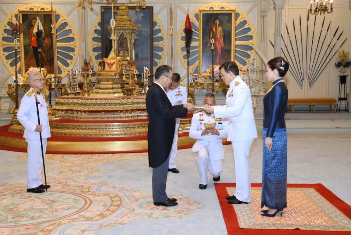 Đại sứ Việt Nam tại Vương quốc Thái Lan Phan Chí Thành đã trình Thư ủy nhiệm lên Nhà Vua Maha Vajiralongkorn Phra Vajiraklaochaoyuhua.