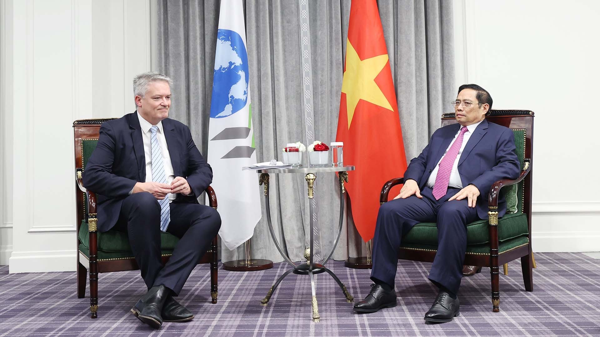 Thủ tướng Phạm Minh Chính tiếp Tổng thư ký Tổ chức Hợp tác và Phát triển kinh tế (OECD) Mathias Cormann. (Nguồn: TTXVN)