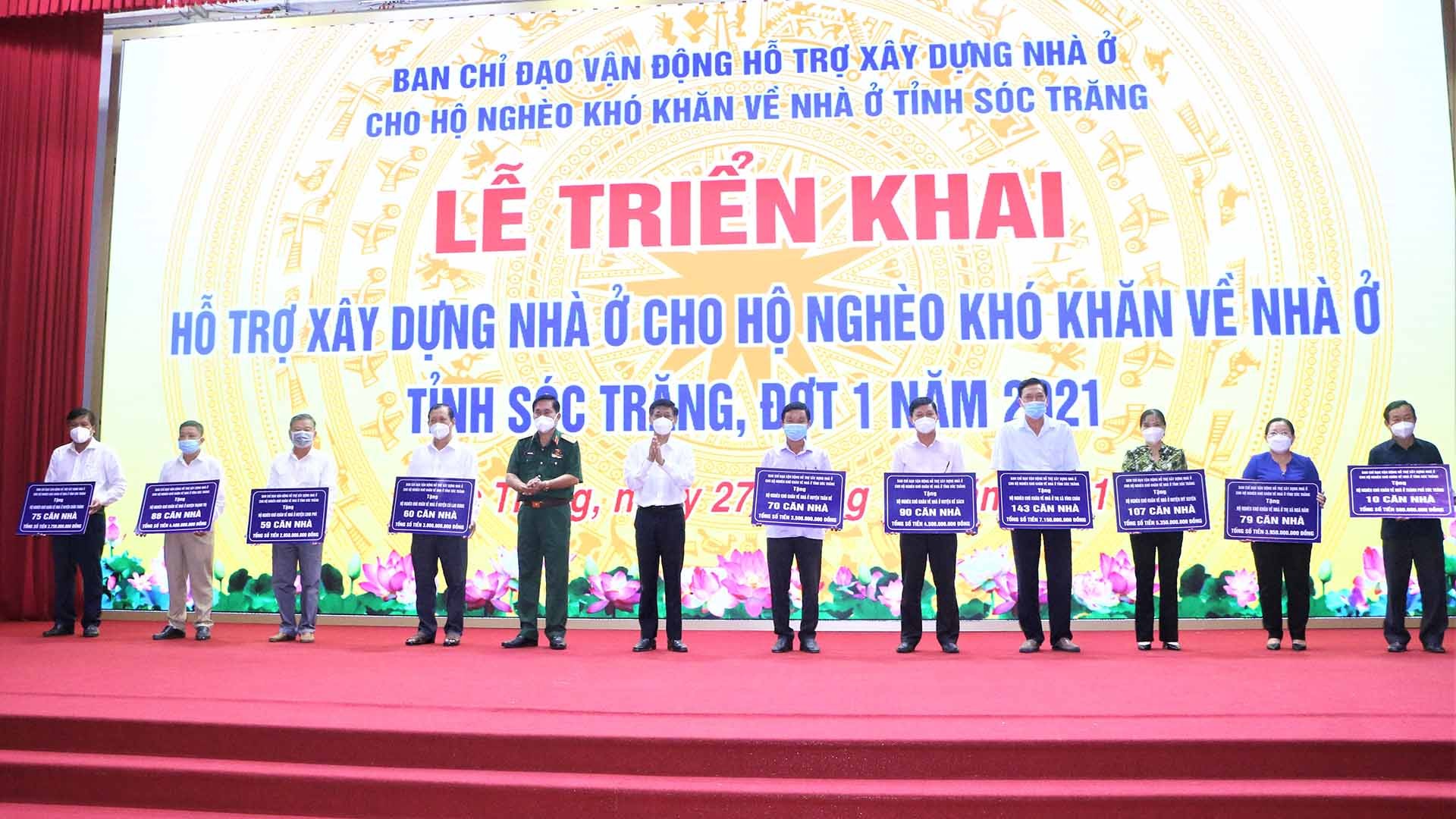 Lễ triển khai xây dựng nhà ở cho hộ nghèo khó khăn về nhà ở tỉnh Sóc Trăng đợt năm 2021. (Ảnh: Văn Long-Chiến Khu) Lễ triển khai xây dựng nhà ở cho hộ nghèo khó khăn về nhà ở tỉnh Sóc Trăng đợt năm 2021. (Ảnh: Văn Long-Chiến Khu)