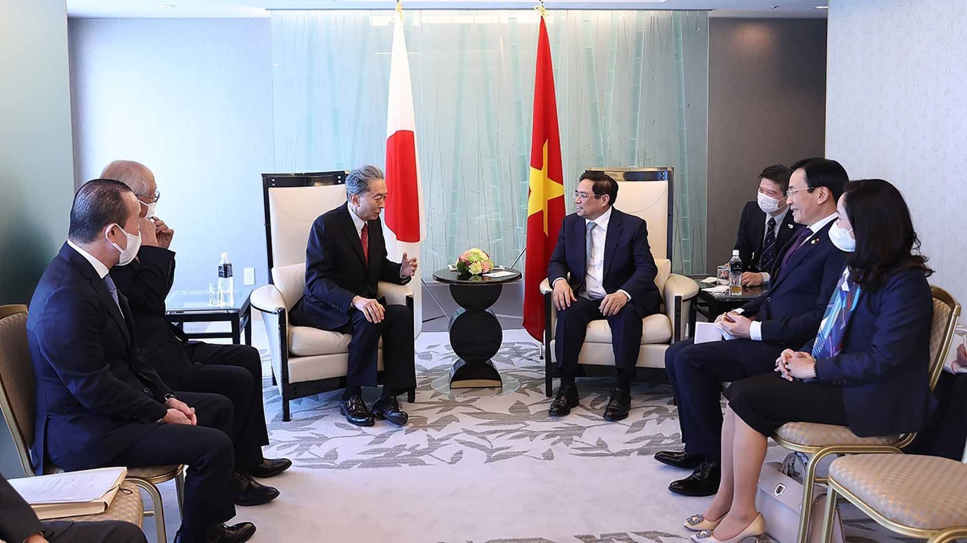 Thủ tướng Phạm Minh Chính tiếp cựu Thủ tướng Nhật Bản Hatoyama Yukio, hiện là Chủ tịch Viện Nghiên cứu Đông Á. (Nguồn: TTXVN)