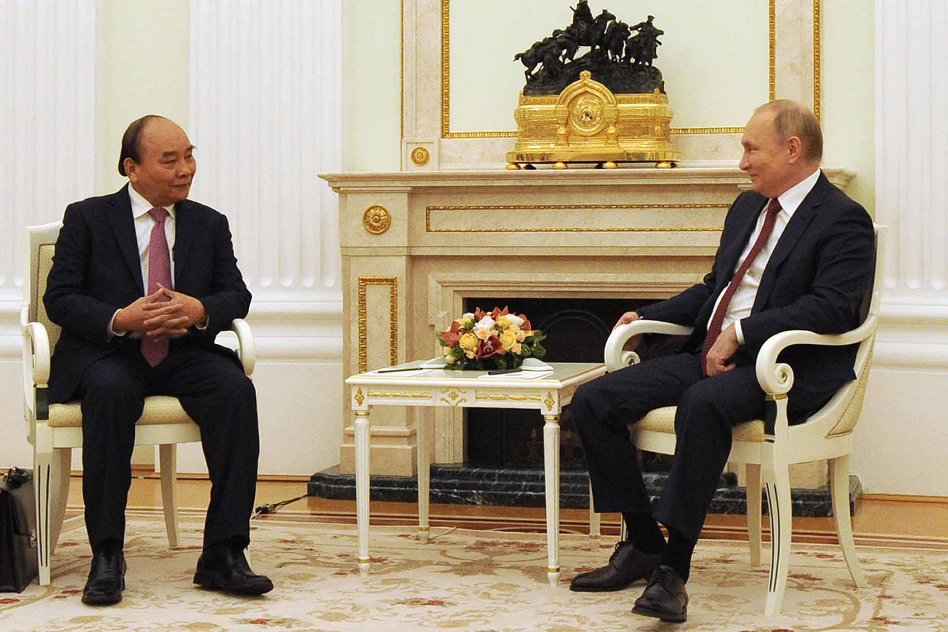 Chủ tịch nước Nguyễn Xuân Phúc hội đàm với Tổng thống Liên bang Nga Vladimir Putin. (Nguồn: yandex.ru)