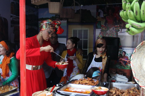 am thuc ket noi cong dong asean voi ban be quoc te