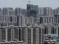 trung quoc ngan hang va bat dong san cung tien vao ngo cut