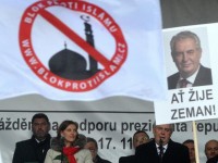 ngoi lang co hon 1200 tuoi o trung quoc chi co 13 nguoi song