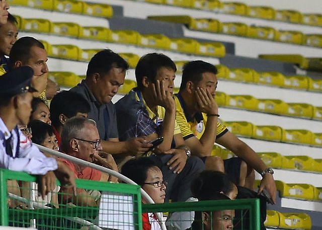 hlv akira nishino chan nan bo ve sau ban thang cua duc chinh