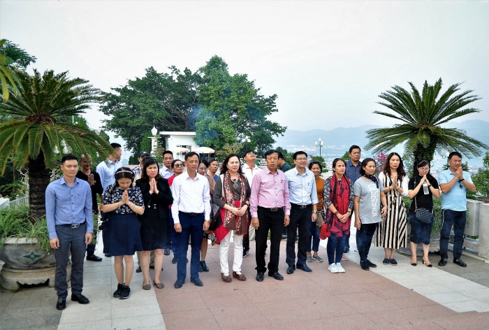 hoat dong thien nguyen cua cong doan bo ngoai giao tai hoa binh am ap va yeu thuong